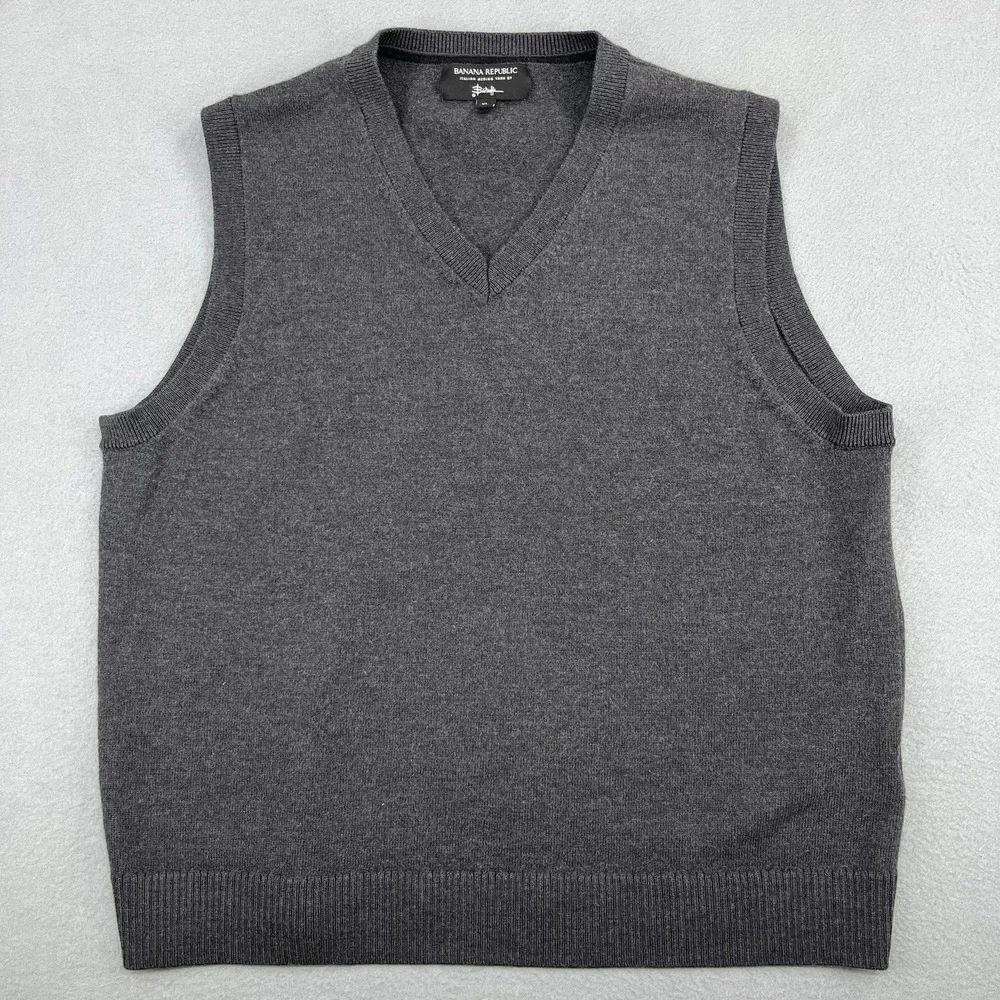 Banana Republic Mens XL Gray 100% Italian Merino Wool V-Neck Sweater‎ Vest